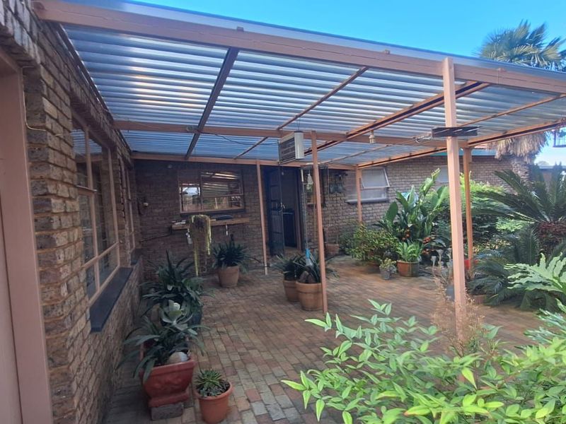 House For Sale in Helikonpark - Photo 9