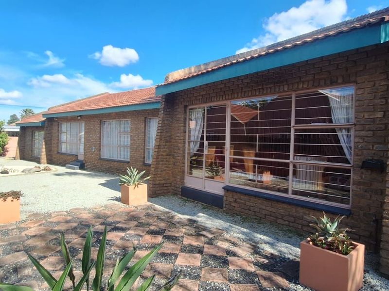 House For Sale in Helikonpark - Photo 3