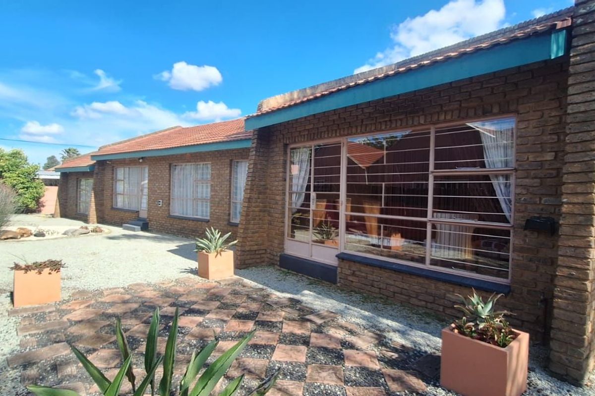 House For Sale in Helikonpark - Photo 3