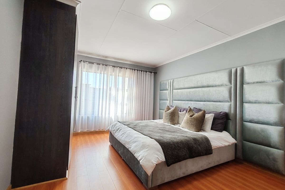 Apartment For Sale in Fairleads - Photo 4