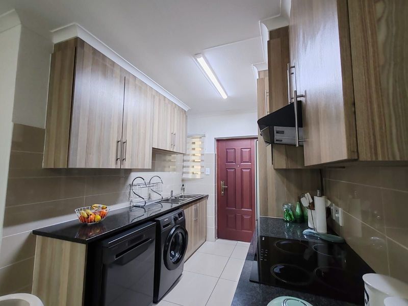 Apartment For Sale in Fairleads - Photo 4