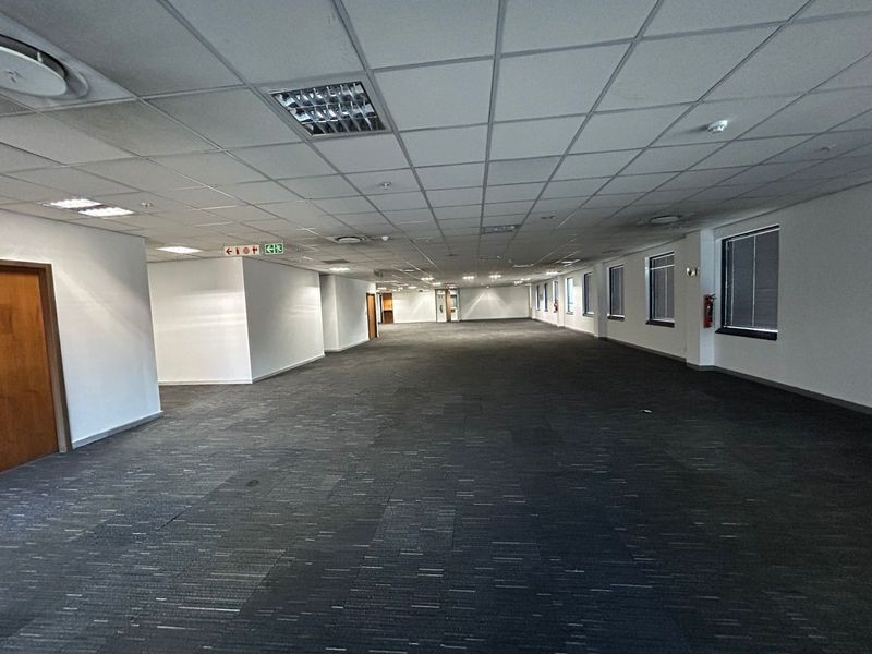 Commercial To Rent in Sandton Central - Photo 6