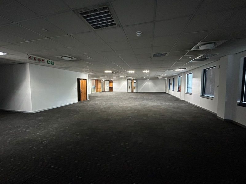Commercial To Rent in Sandton Central - Photo 5