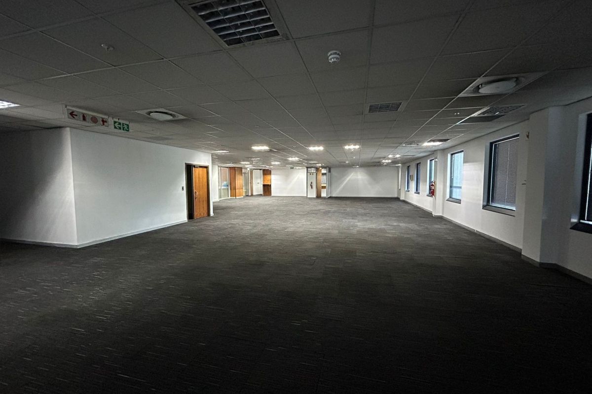 Commercial To Rent in Sandton Central - Photo 5