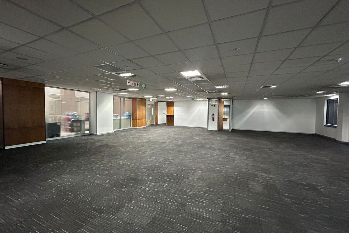 Commercial To Rent in Sandton Central - Photo 3