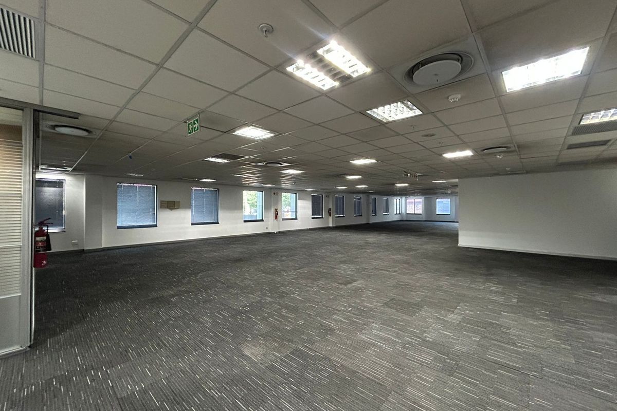 Commercial To Rent in Sandton Central - Photo 4