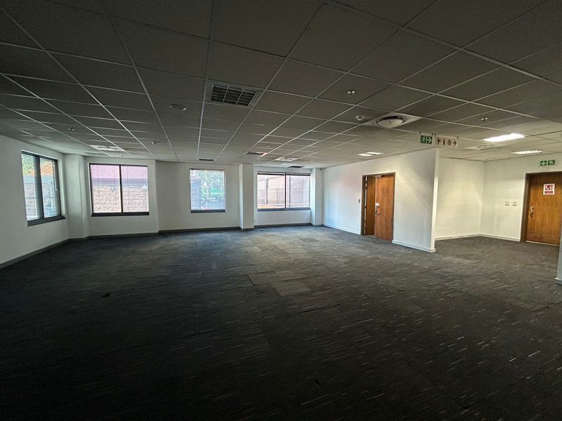 Commercial To Rent in Sandton Central - Photo 2