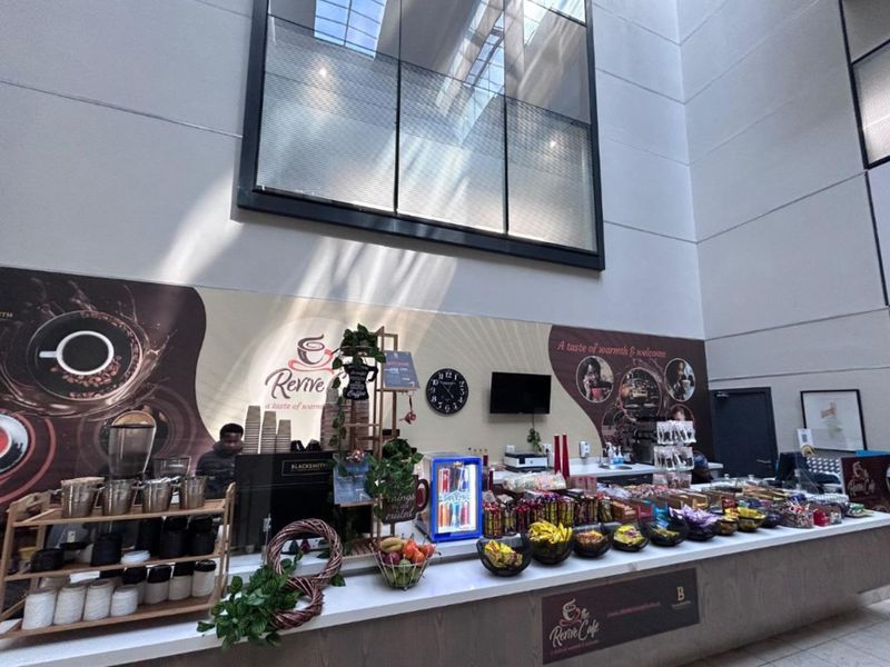 Commercial To Rent in Sandton Central - Photo 10