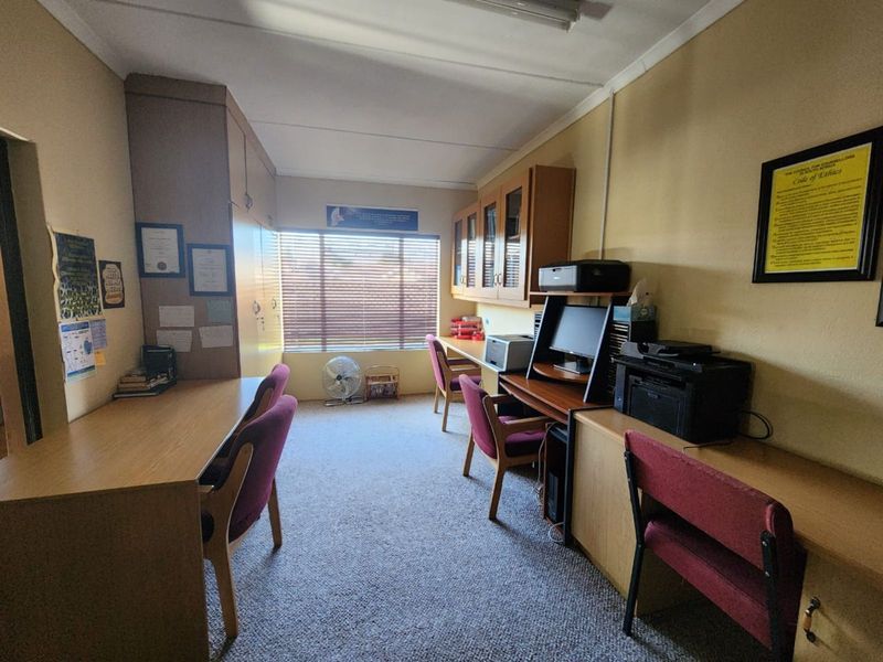 House For Sale in Riviera - Photo 7