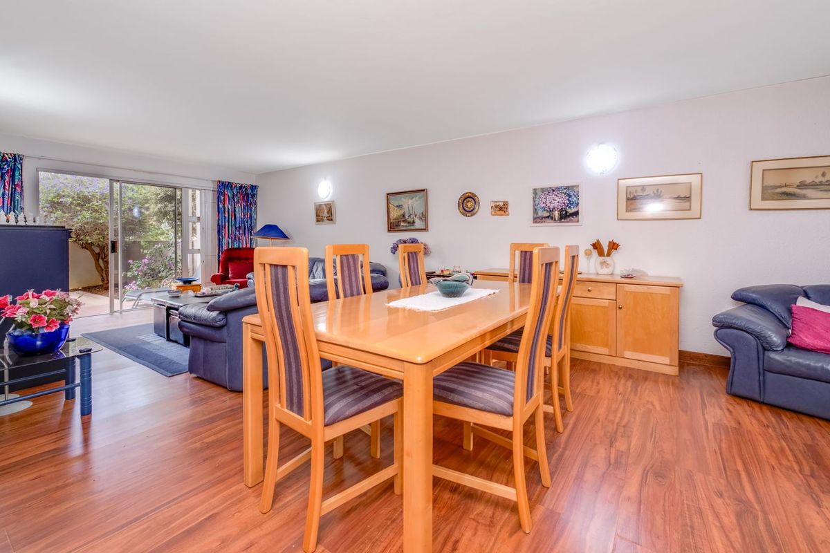 Townhouse For Sale in Fairland - Photo 5