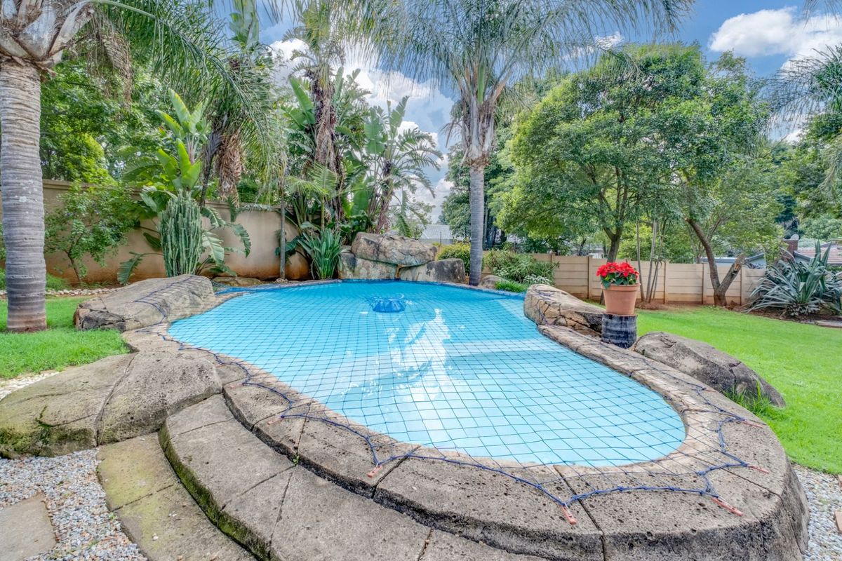 House For Sale in Randpark Ridge - Photo 4