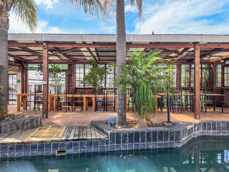 Guest House For Sale in Riversdale Central - Photo 2