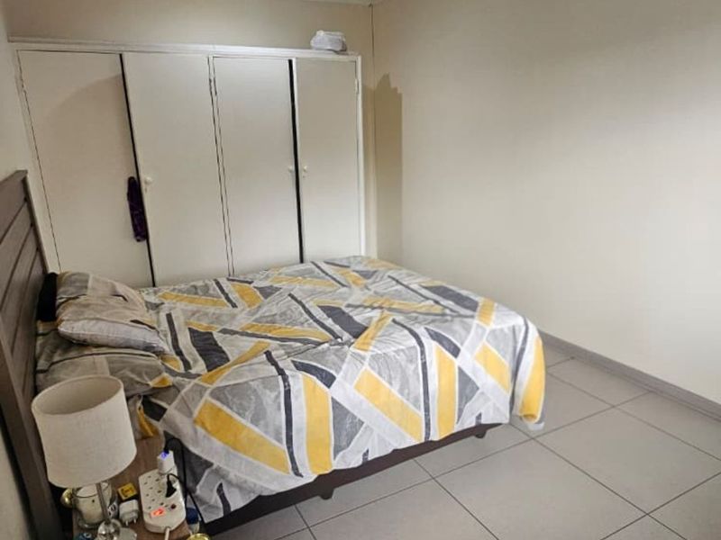 Apartment For Sale in Linden - Photo 4