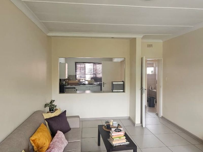 Apartment For Sale in Linden - Photo 9