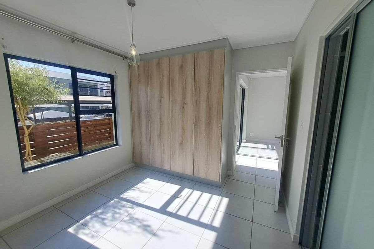 Apartment To Rent in Mooikloof Manor - Photo 5