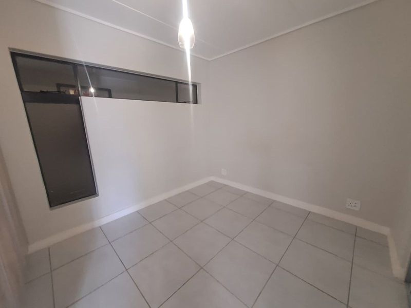 Apartment To Rent in Mooikloof Manor - Photo 6