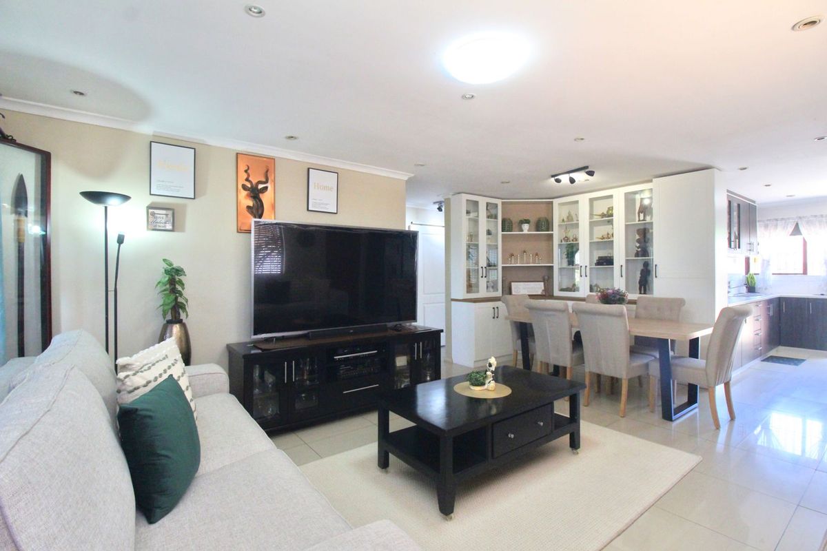 House For Sale in Rouxville - Photo 4