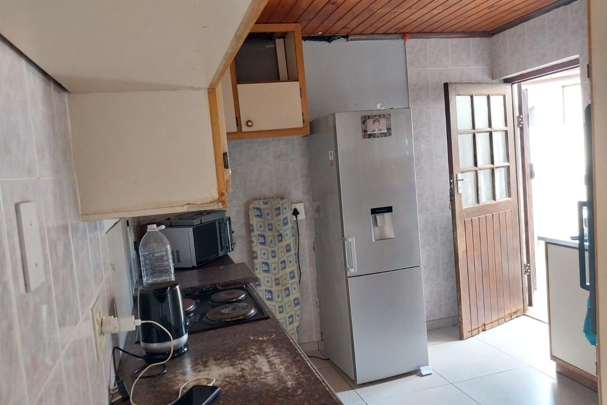 House For Sale in Mossel Bay Ext 26 - Photo 5