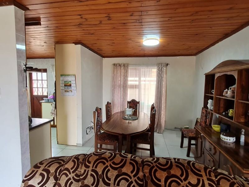 House For Sale in Mossel Bay Ext 26 - Photo 3