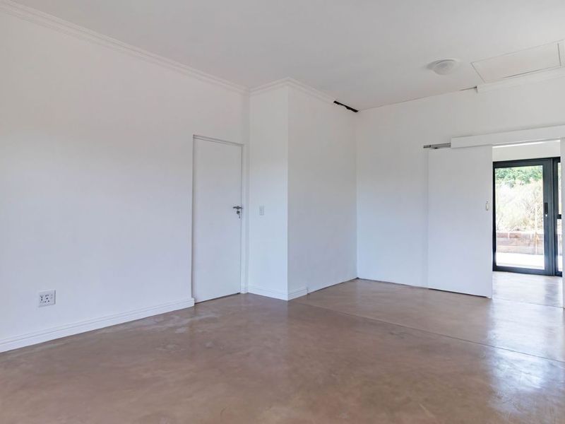 House For Sale in Montagu Central - Photo 10