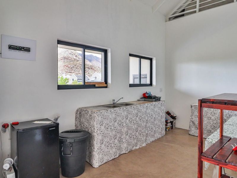 House For Sale in Montagu Central - Photo 4