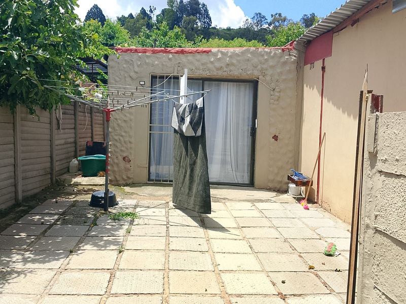 House For Sale in Senekal Central - Photo 2