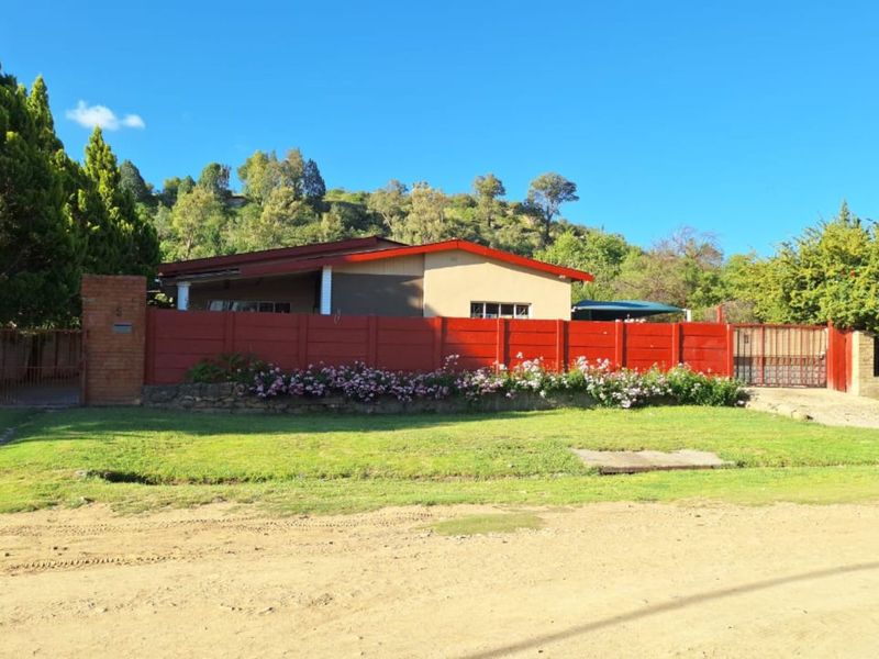 House For Sale in Senekal Central - Photo 1