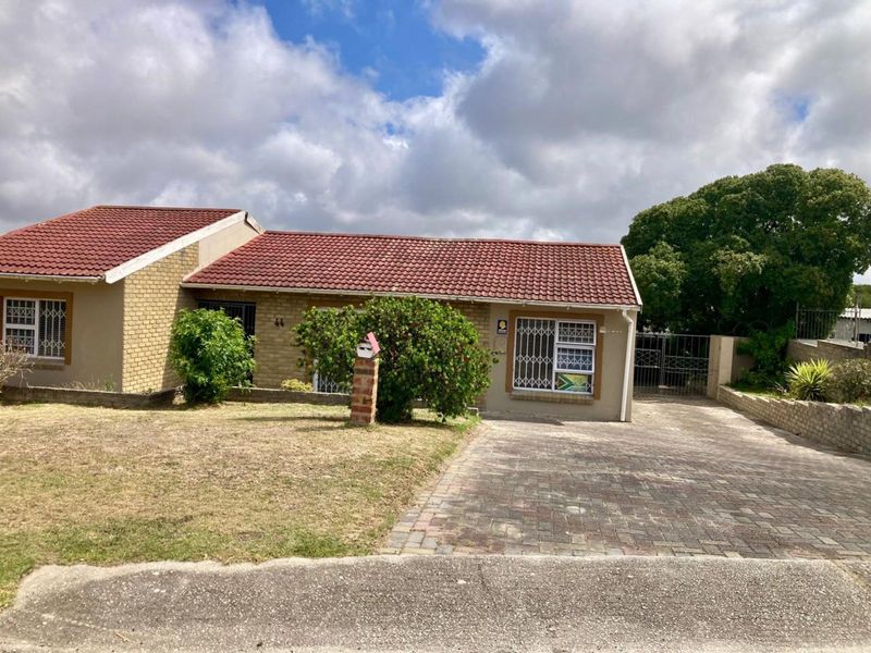 House For Sale in Rowallan Park - Photo 2