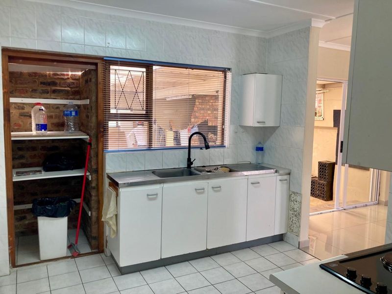 House For Sale in Rowallan Park - Photo 10