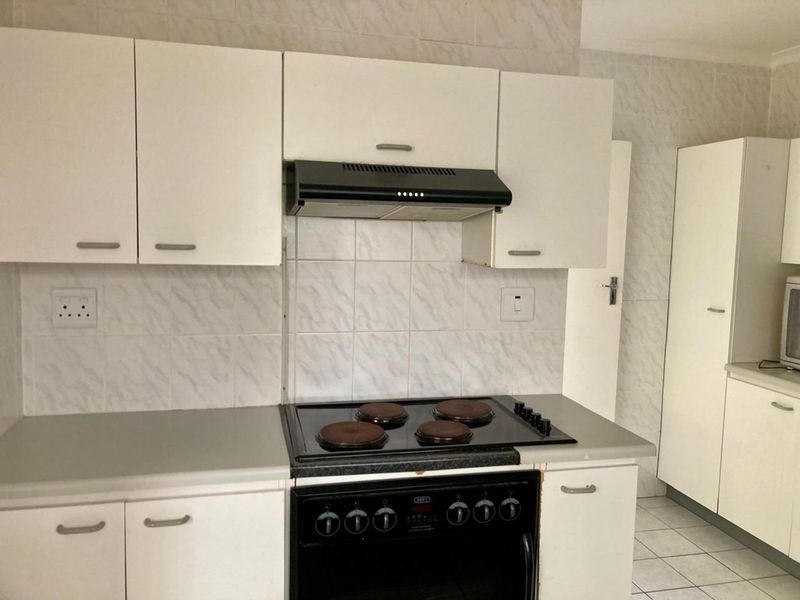 House For Sale in Rowallan Park - Photo 9