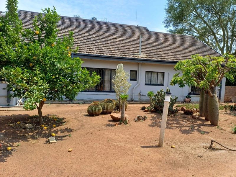 House For Sale in Dendron Central - Photo 3