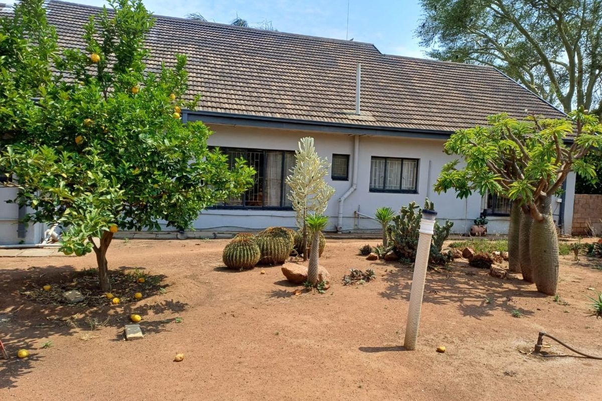 House For Sale in Dendron Central - Photo 3