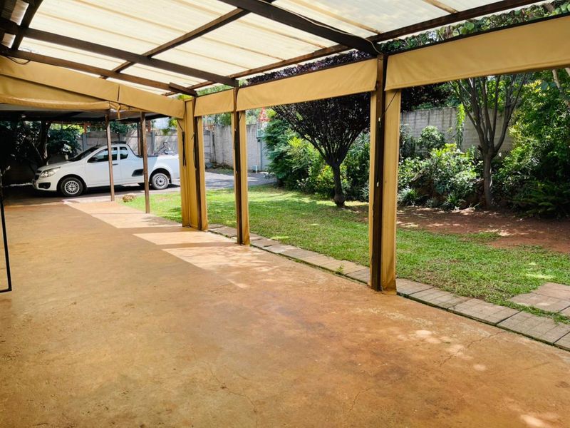 House For Sale in Lyttelton Manor - Photo 4