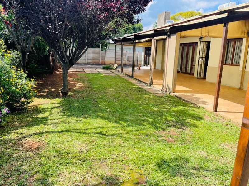 House For Sale in Lyttelton Manor - Photo 3