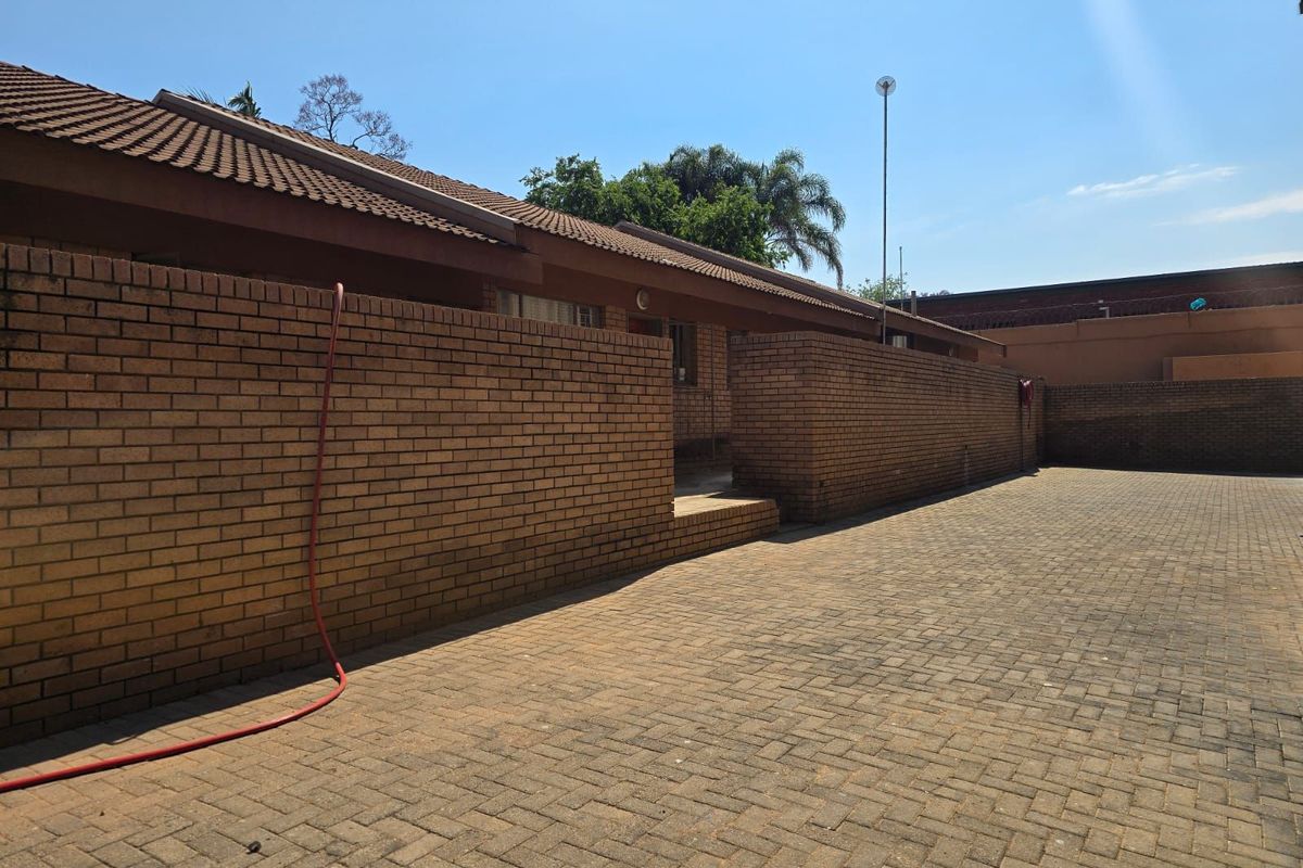 Guest House For Sale in Polokwane Central - Photo 3