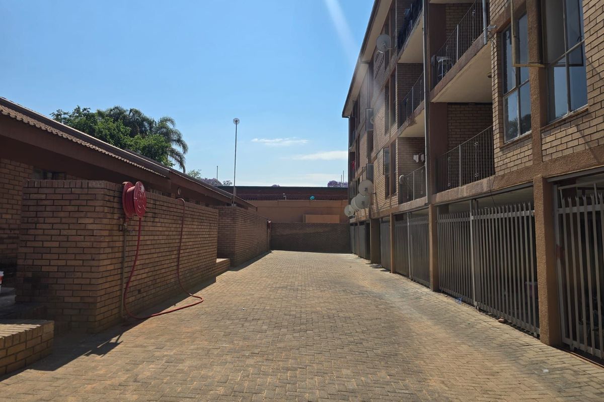 Guest House For Sale in Polokwane Central - Photo 2