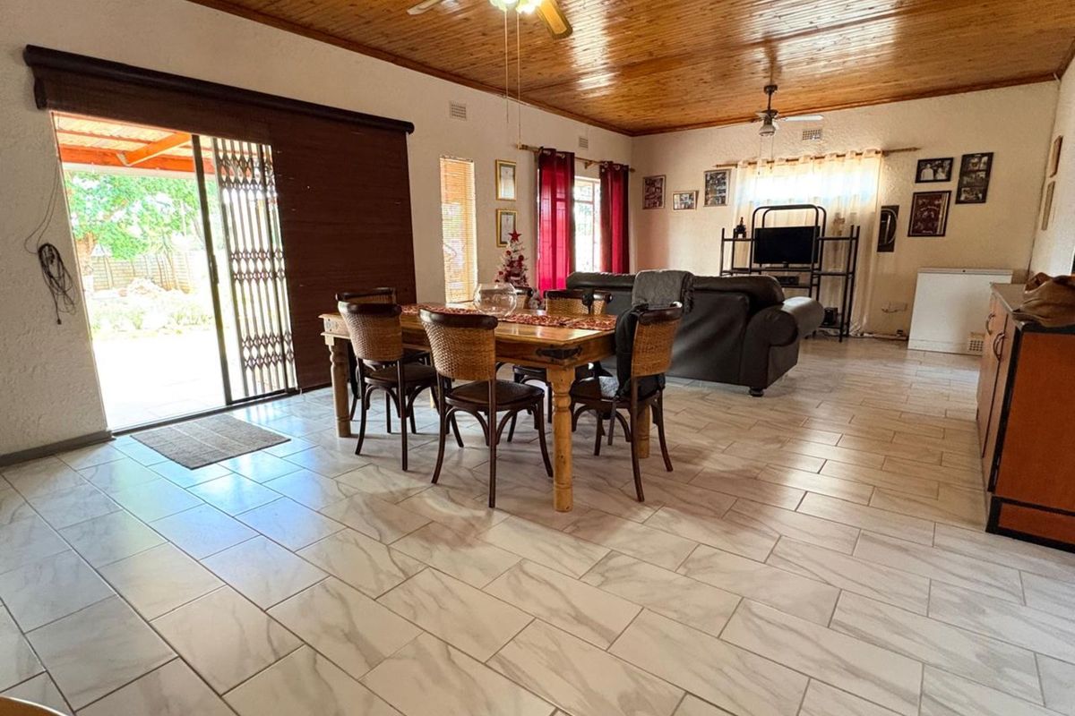 House For Sale in Verwoerdpark - Photo 5