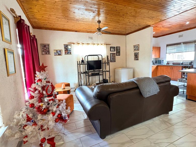 House For Sale in Verwoerdpark - Photo 10