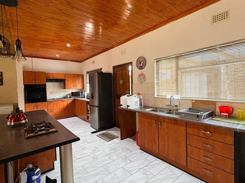 House For Sale in Verwoerdpark - Photo 7