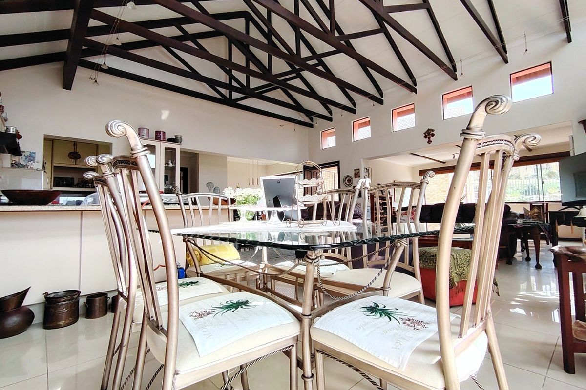 House For Sale in Seemeeu Park - Photo 3