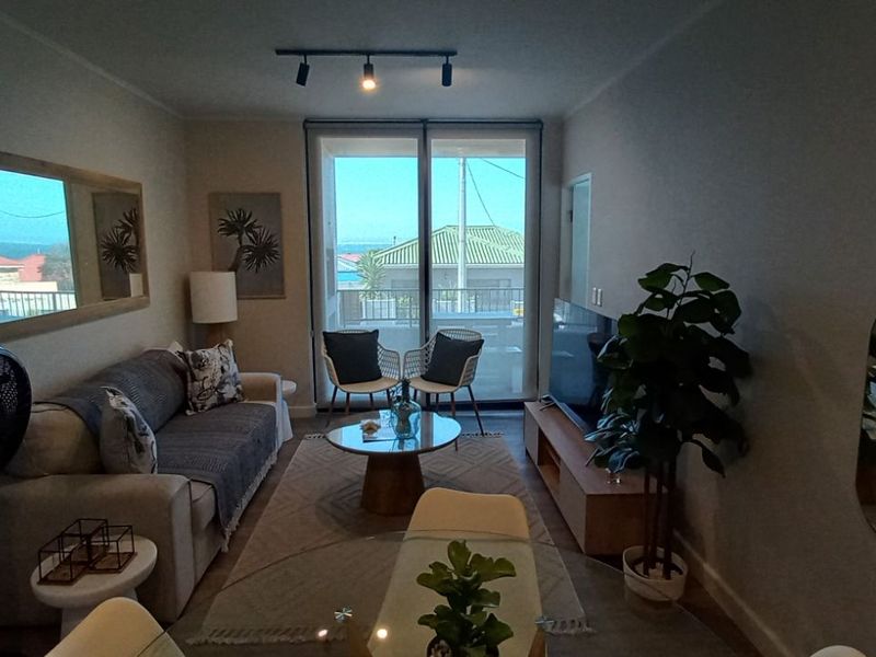 Apartment For Sale in Mossel Bay Central - Photo 3