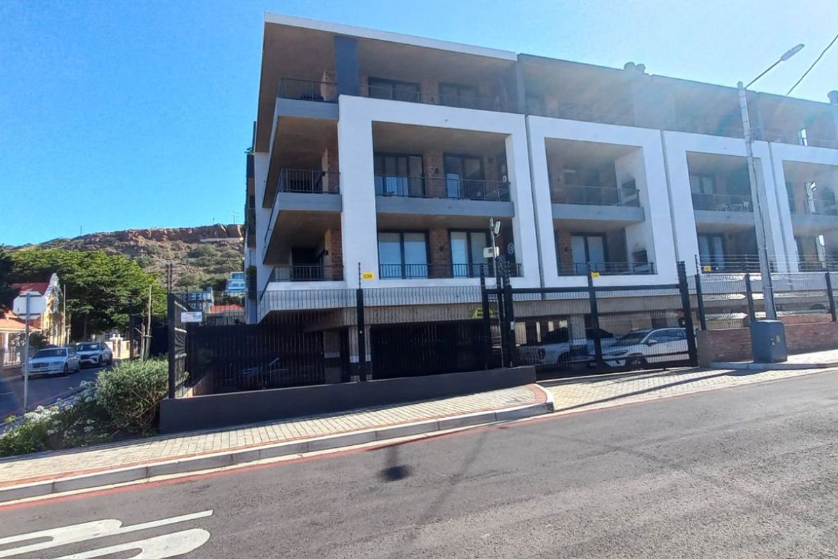 Apartment For Sale in Mossel Bay Central - Photo 2