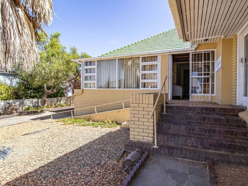 Commercial For Sale in Bredasdorp Central - Photo 2