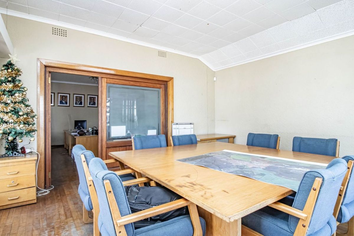 Commercial For Sale in Bredasdorp Central - Photo 5