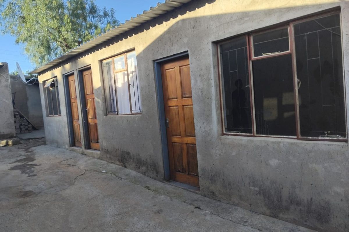 House For Sale in Polokwane Ext 71 - Photo 3