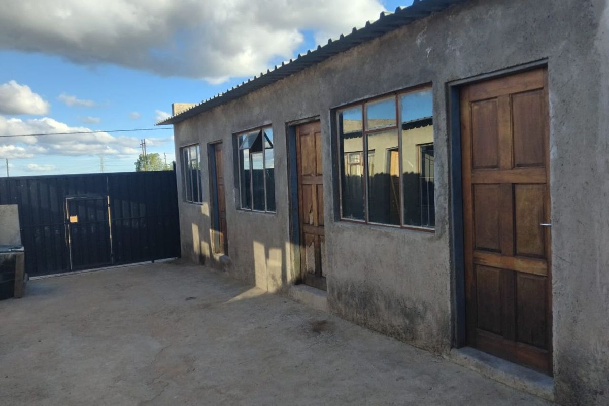 House For Sale in Polokwane Ext 71 - Photo 5