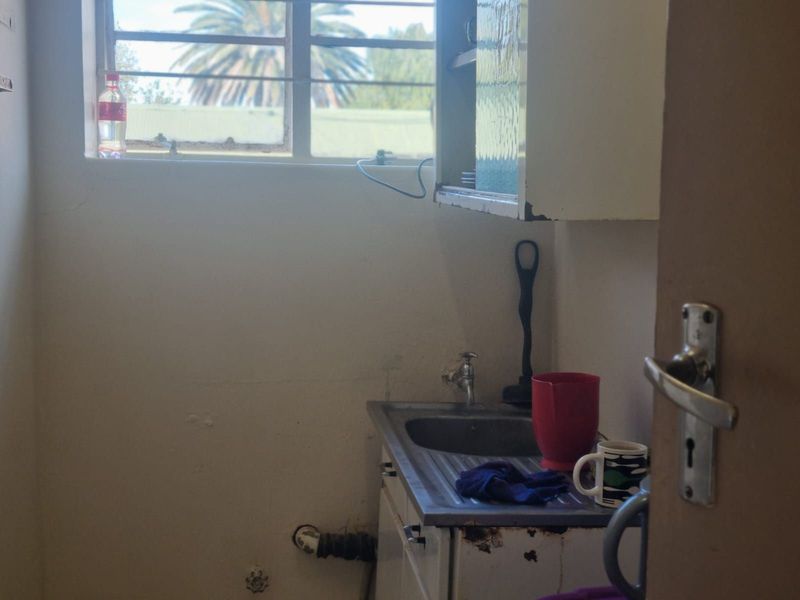 Retail For Sale in Winburg Central - Photo 10