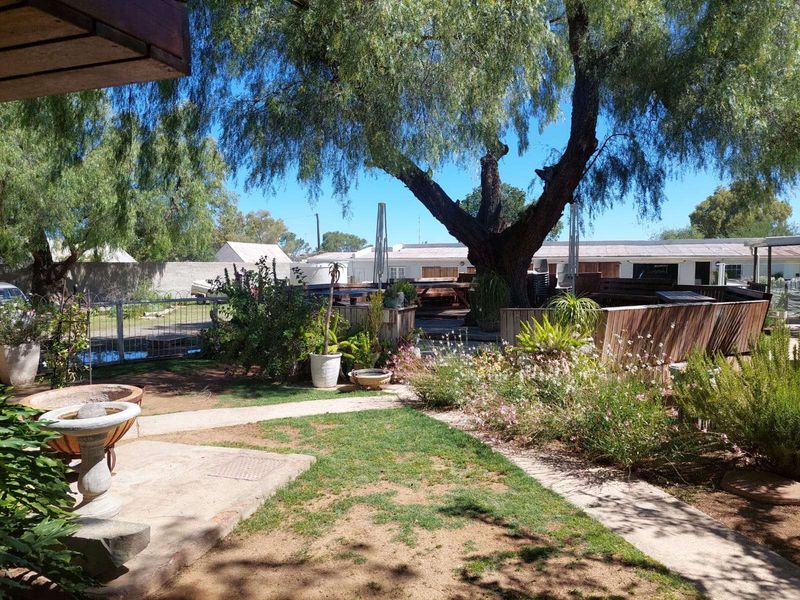 Hotel For Sale in Pearston Central - Photo 4