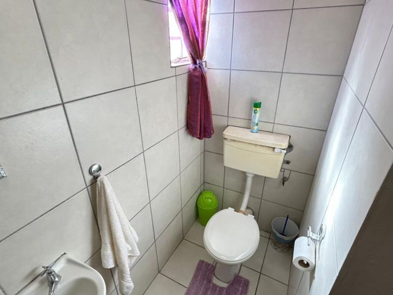 House For Sale in Riversdale Central - Photo 5