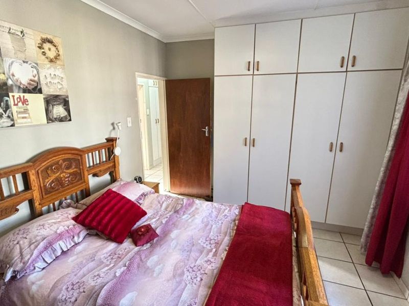 House For Sale in Riversdale Central - Photo 8